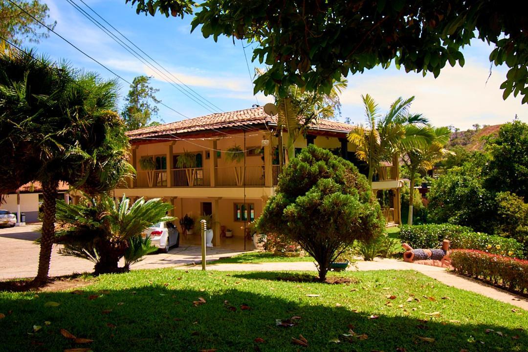 Mansion By Bernalo Hotels Guatape Luaran gambar