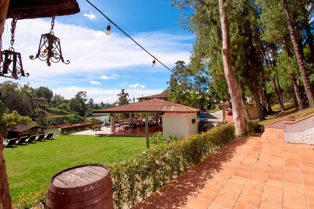 Mansion By Bernalo Hotels Guatape Luaran gambar