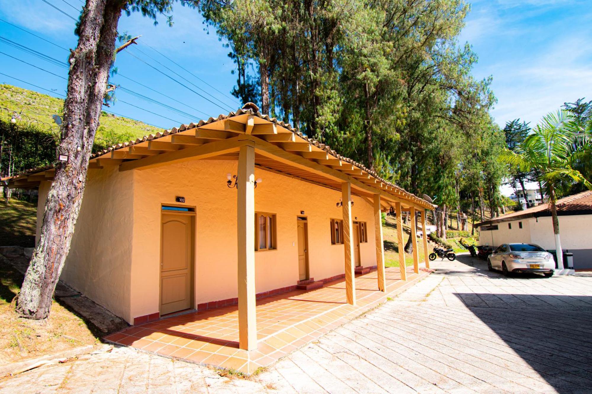 Mansion By Bernalo Hotels Guatape Luaran gambar